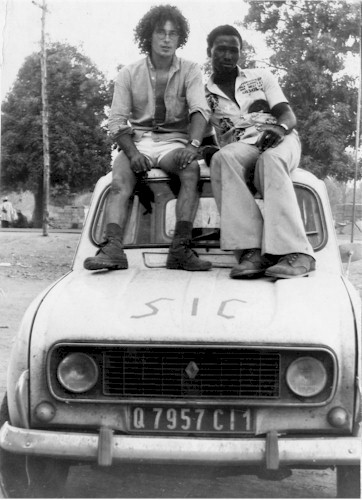 Sur le film Sarraounia  réalisé par Med Hondo avec Ai Keita, Féodor Atkine.